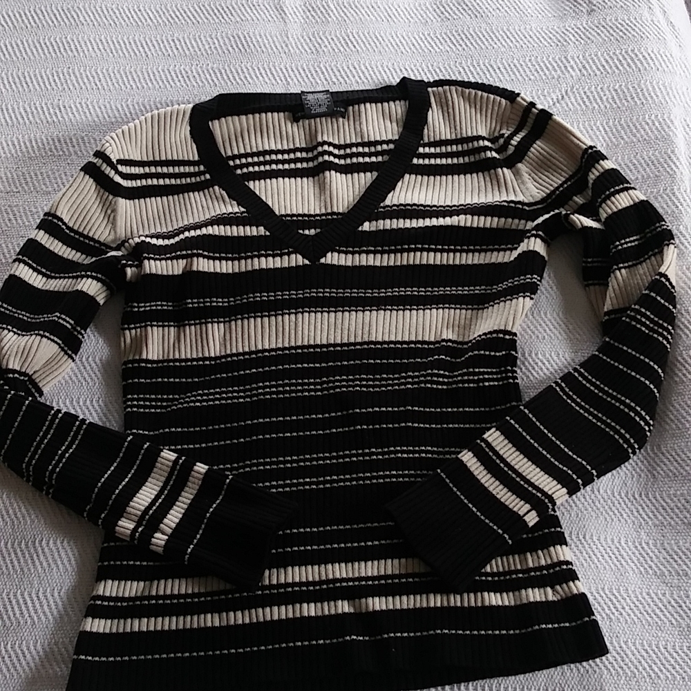 New York & Company black and white strips sweater